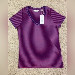Vineyard Vines Blue Red Stripe V neck Tee. Short sleeve shirt Women’s small NWT
